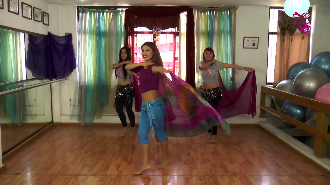 Danza árabe con Velo