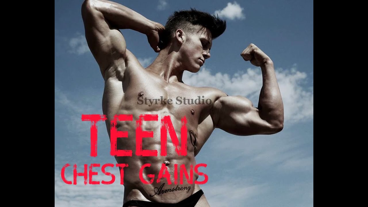 HUGE Teen 19 Bodybuilder Kyle RAW Chest Styrke Studio