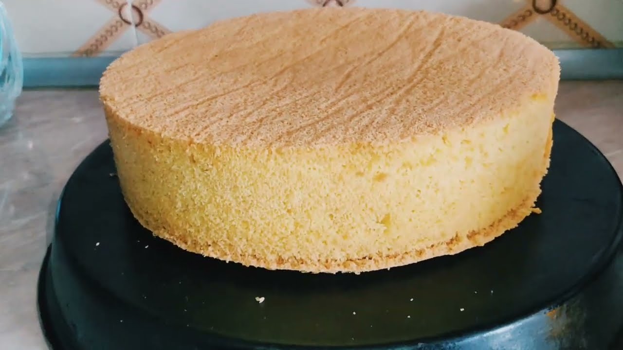 Pambıq kimi yumşaq,nəmli,çox asan və dadlı sadə biskvit resepti. Biskivitin hazırlanması