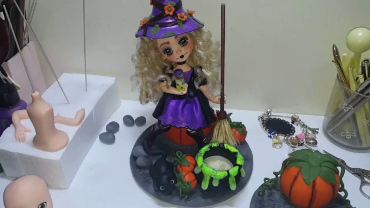 Bruxinha de Biscuit (Parte 01 - 07)