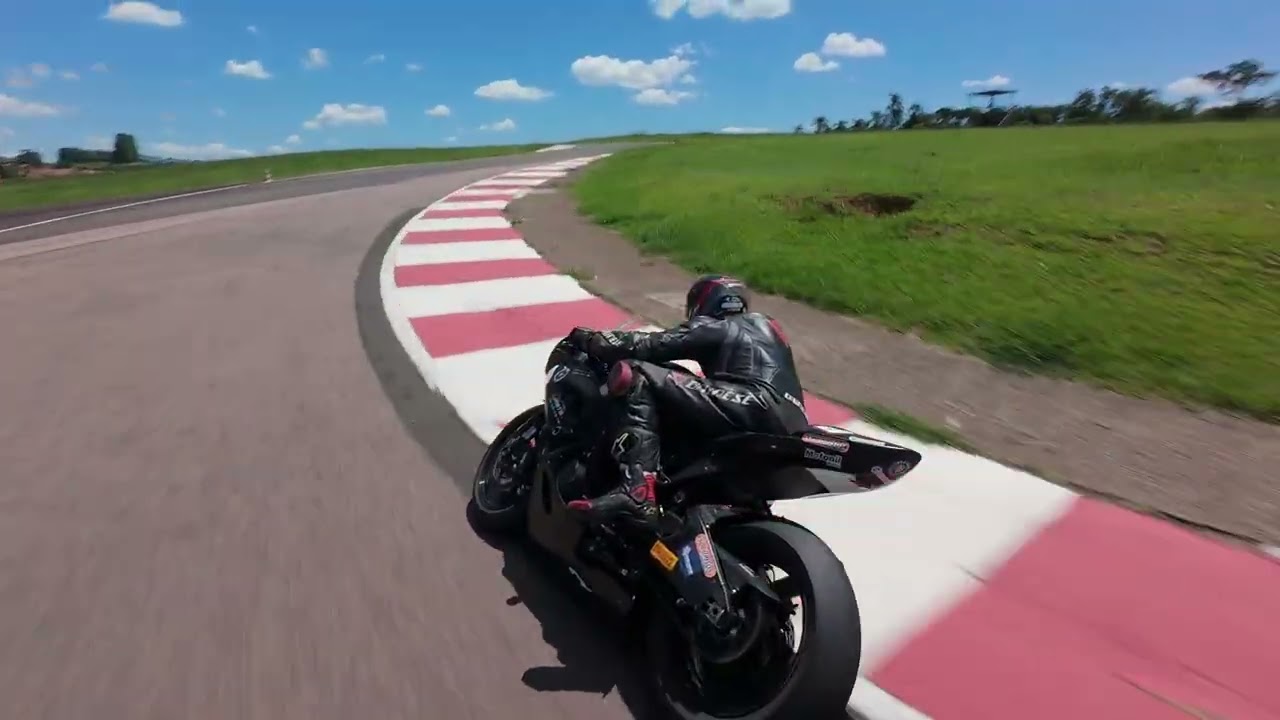 Haras Tuiuti rol&ecirc; insano na pista 
