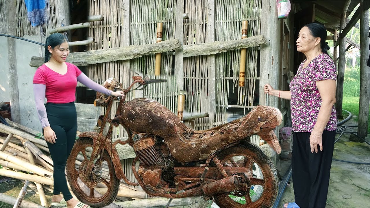 Girl Restores 1970 Motorcycle 100cc, Bought From The Blind Old Lady That Her Husband Left Behind