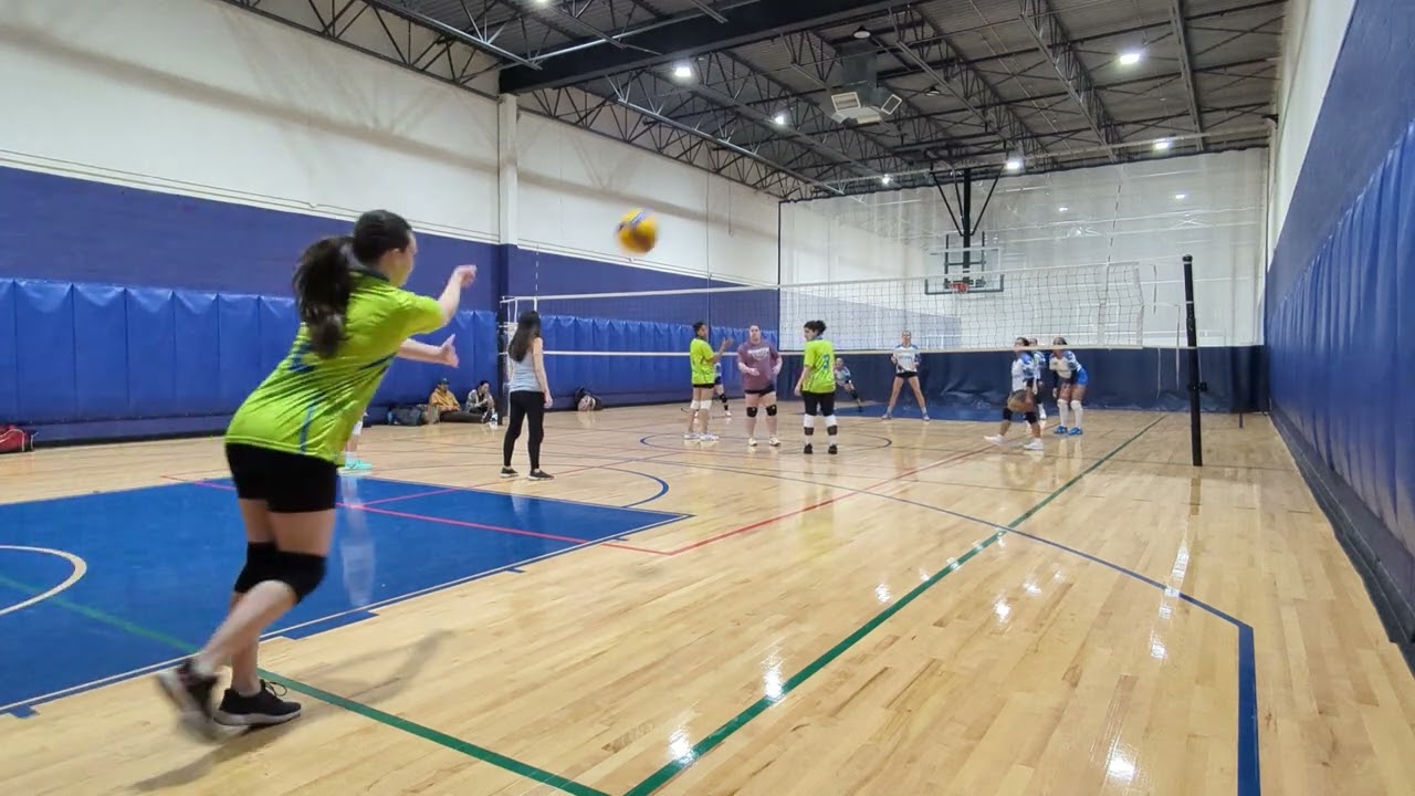 W3G1 Free Agents vs Digging Divas