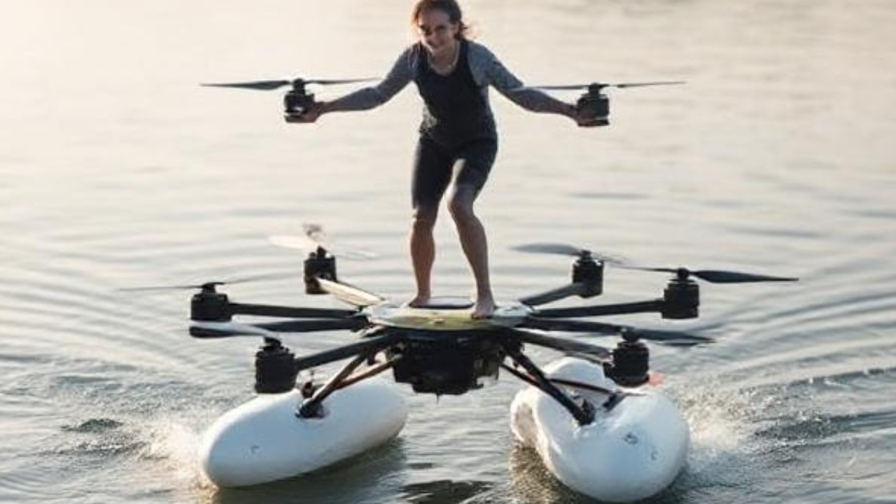 Personal Water Drones: The Future of Individual Transportation on Water! #Drones#WaterTransportation