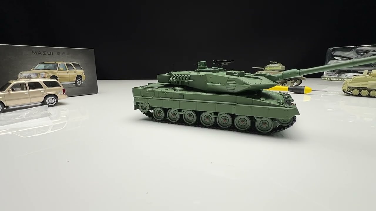 Огромный танк Leopard 1:64 + Cadillac Escalade! Обзор и сравнение моделей MASSDI