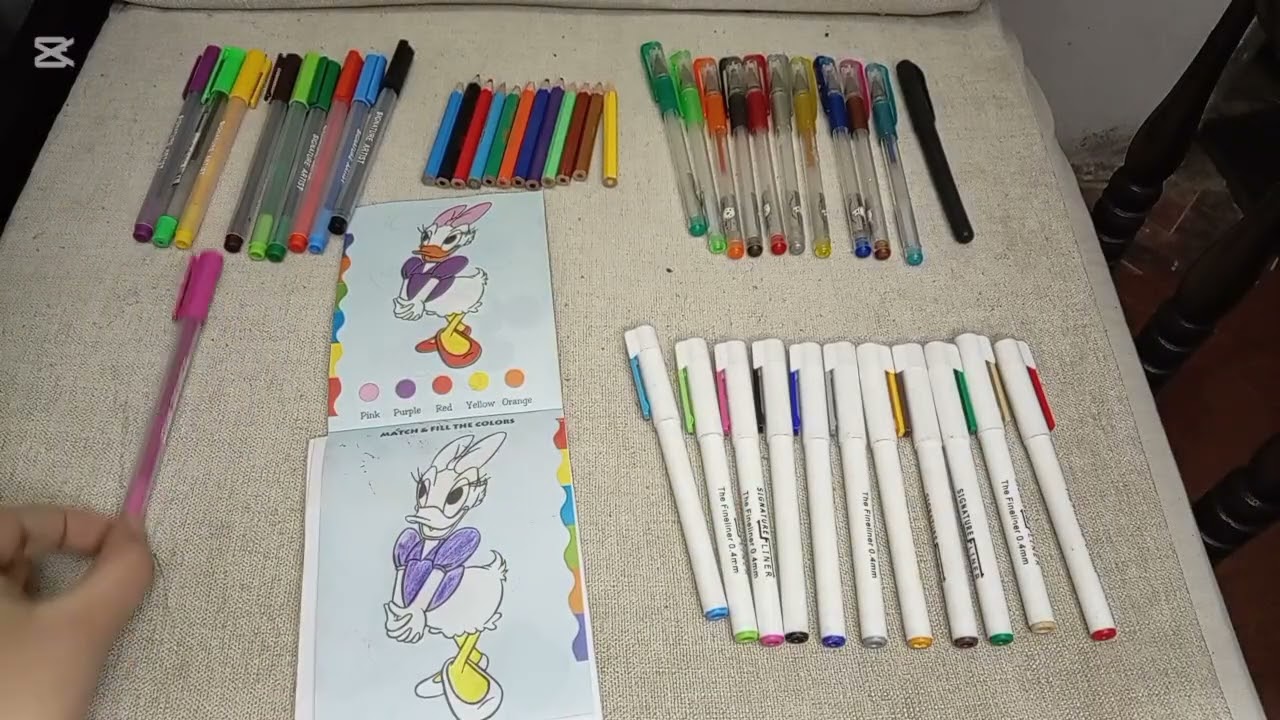 Coloring process step by step part 3✏️🌈#artisticgirl #art#Marker #pointerscolors #Glittercolors 