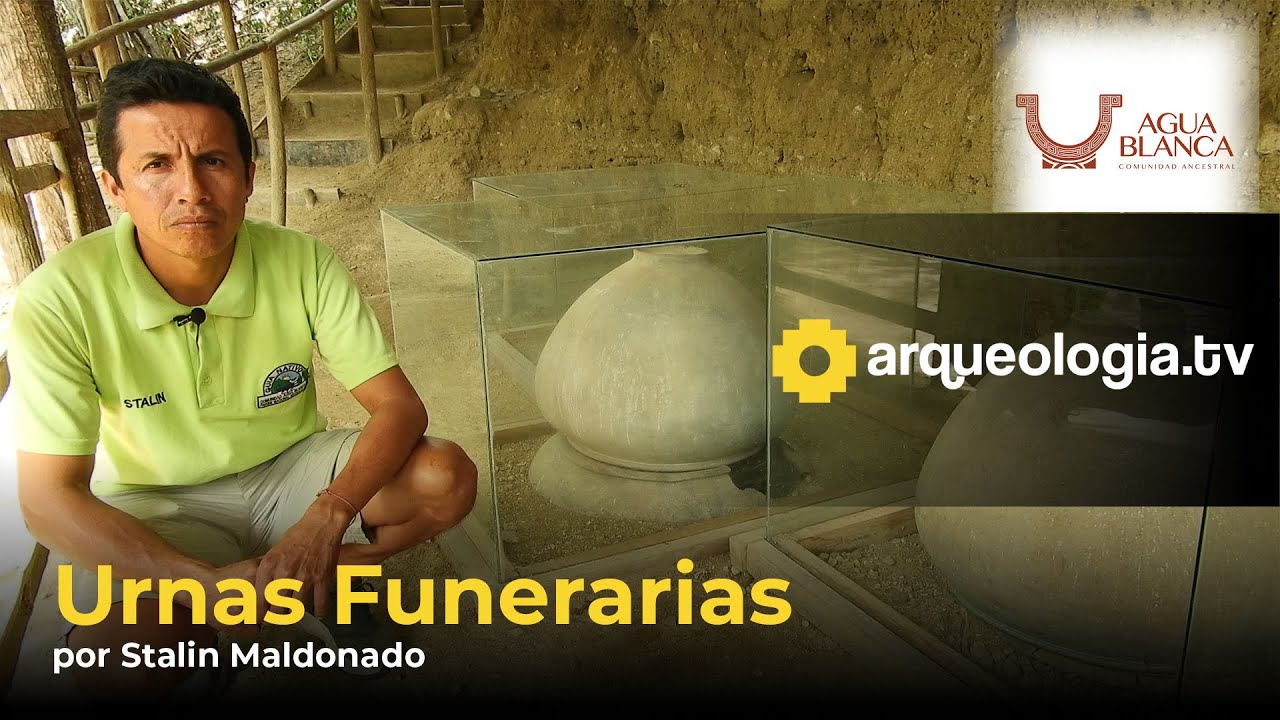 Urnas Funerarias por Stalin Maldonado (Ecuador)