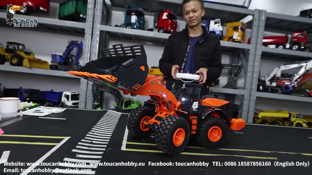 Unbox new JDM-198 Metal 1/14 RC Hydraulic Loader,Sound & Light, two speed,diff lock,simulated brake.
