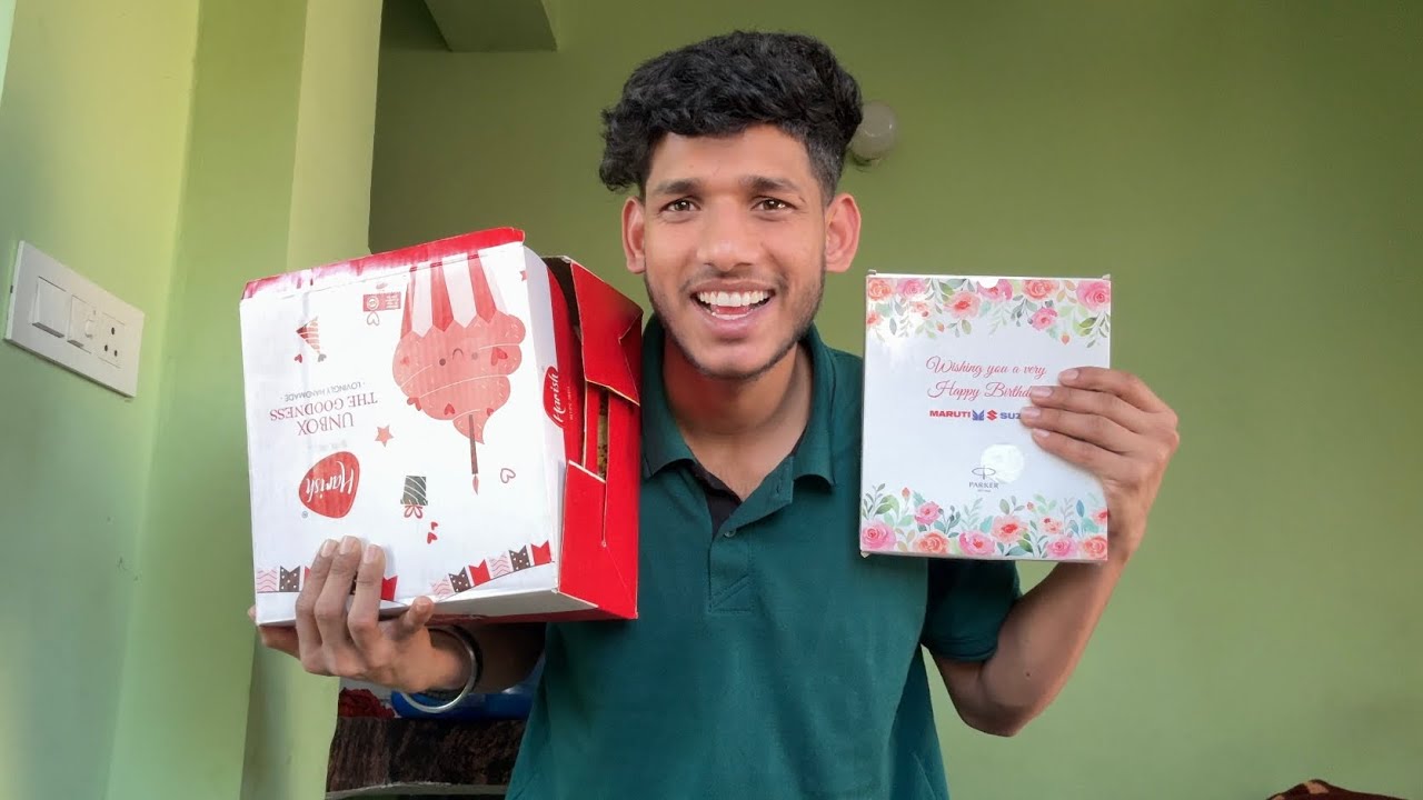 Company Ne Birthday Par Diya Suprise Gift 🎁 | Job Life Reality Vlog | Emotional Moment 