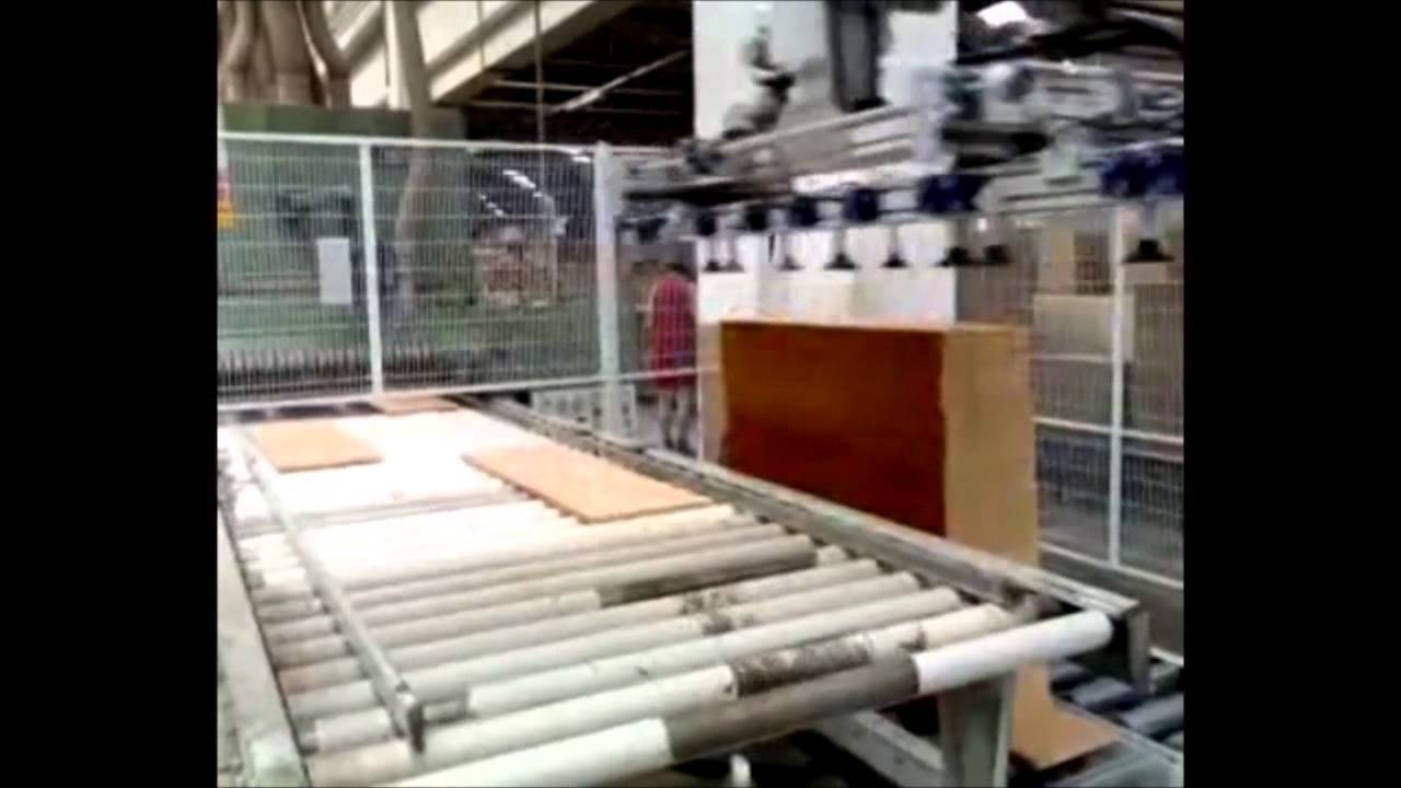 Vacuum destacker for wooden panels powered by Vuototecnica vacuum ejectors and suction cups