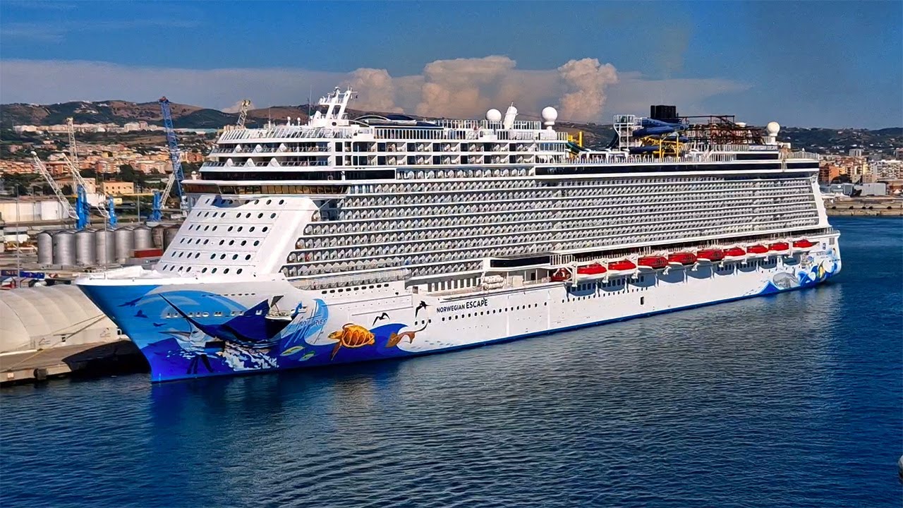 The most beautiful cruise ship from Norwegian Cruise Line #cruisetravelvideos #ncl #cruiseship