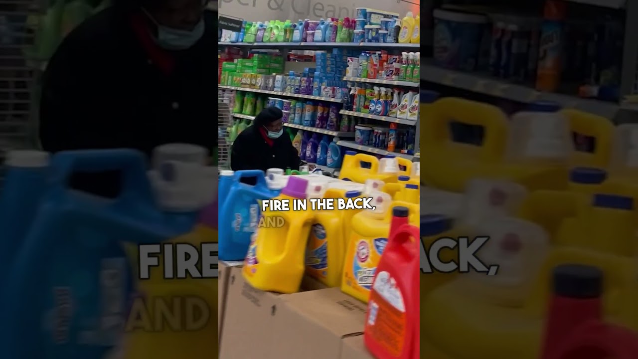 Chaotic Fire Incident at Walmart! 🔥 🚨