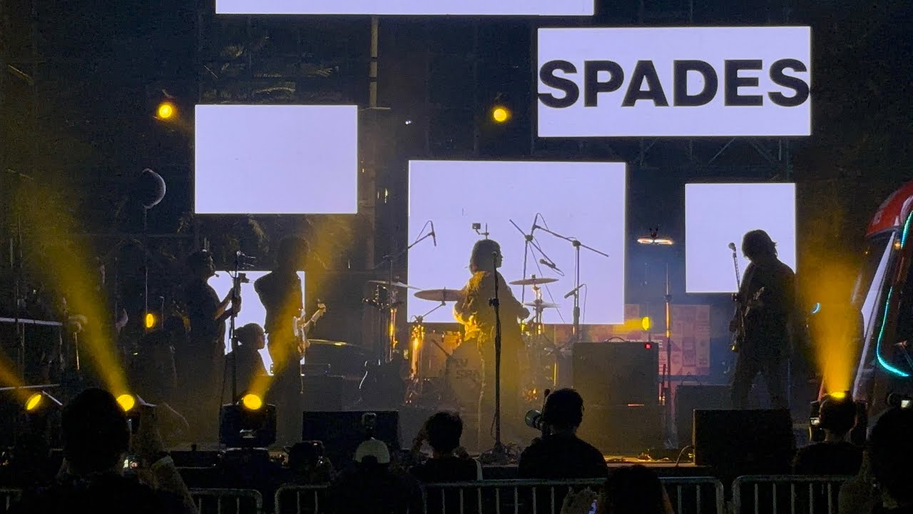 IV OF SPADES - Aura (Live at Eton Centris)