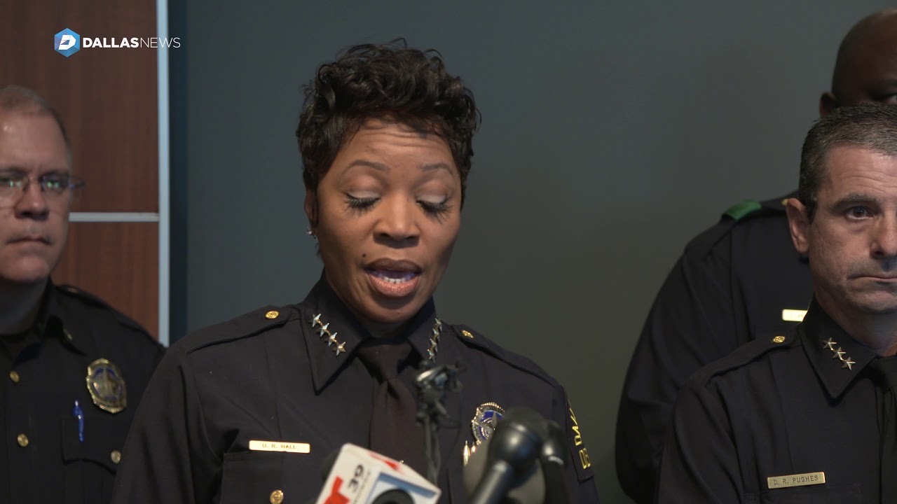 Dallas police seeking warrant for off-duty officer that killed a man in wrong apartment