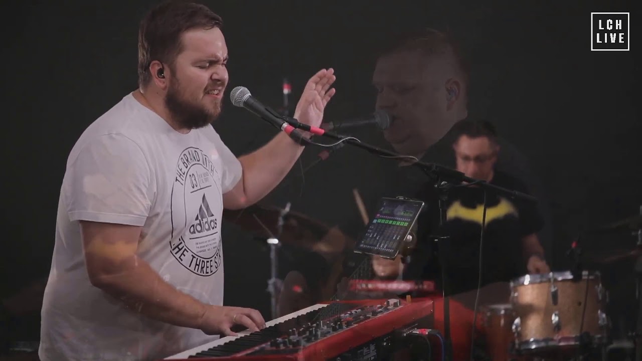 Ostávaš nemenný :: LCH live!
