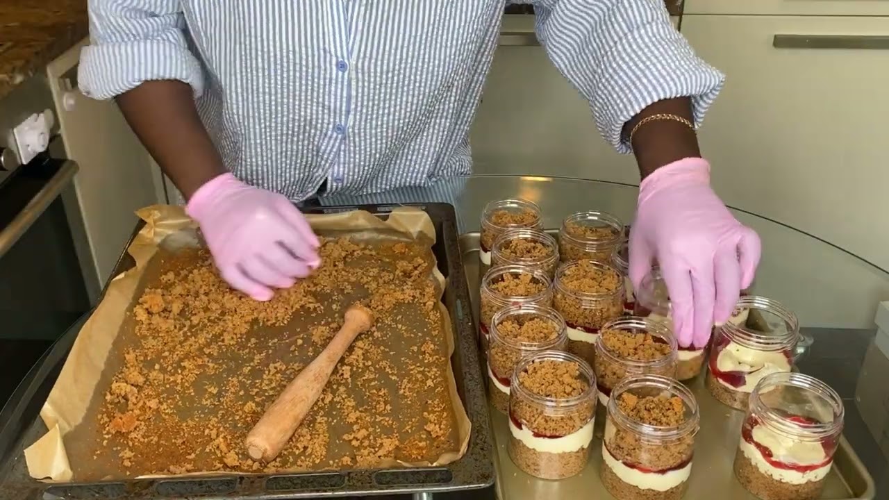 КАК СДЕЛАТЬ ТОРТ В БАСКАХ ДОМА / РЕЦЕПТ, ПОДХОДЯЩИЙ ДЛЯ ДЕТЕЙ