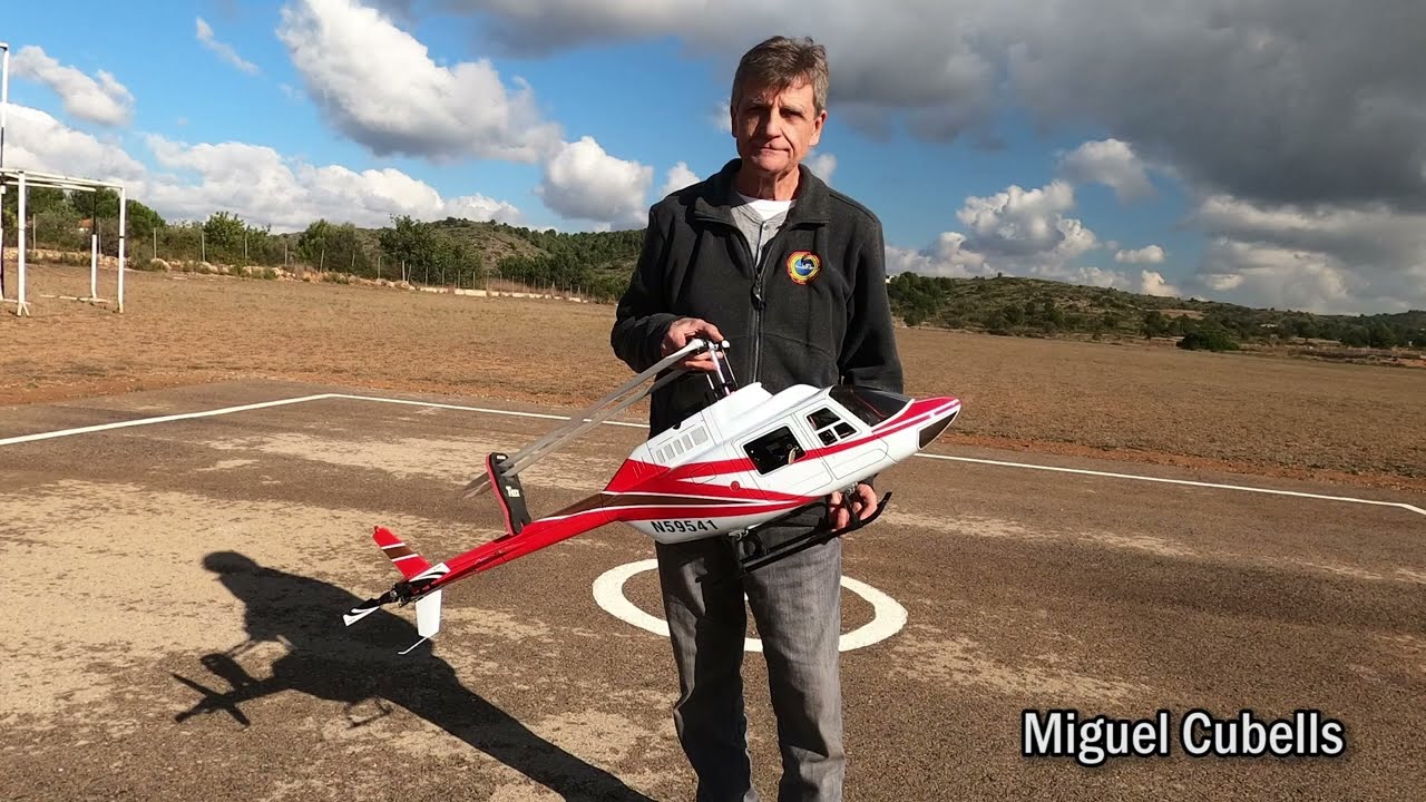 Montaje del fuselaje Jet Ranger de Funkey
