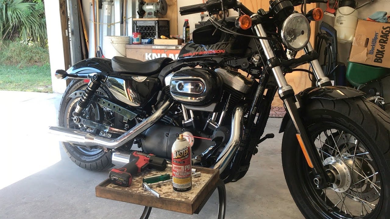 Harley Davidson Forty-Eight Sportster Exhaust Install