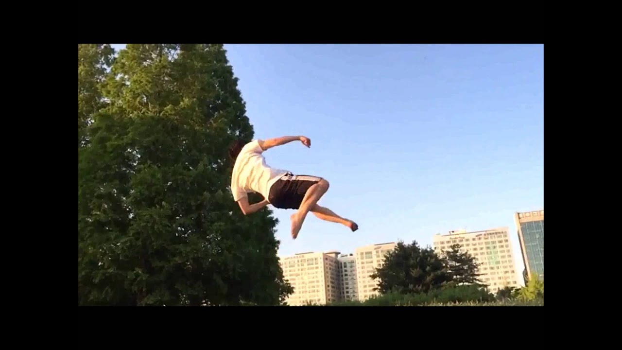 Корейский известный кик-игрок