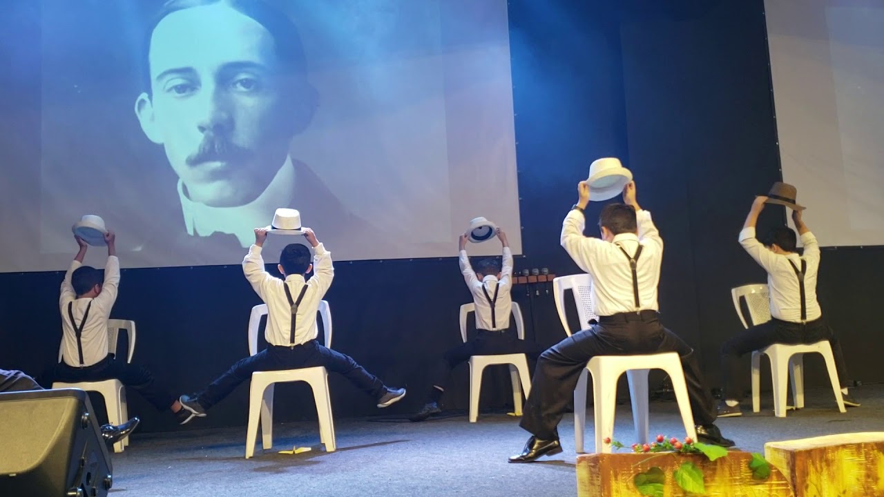 Ensino Fundamental 4°Ano Coreografia 