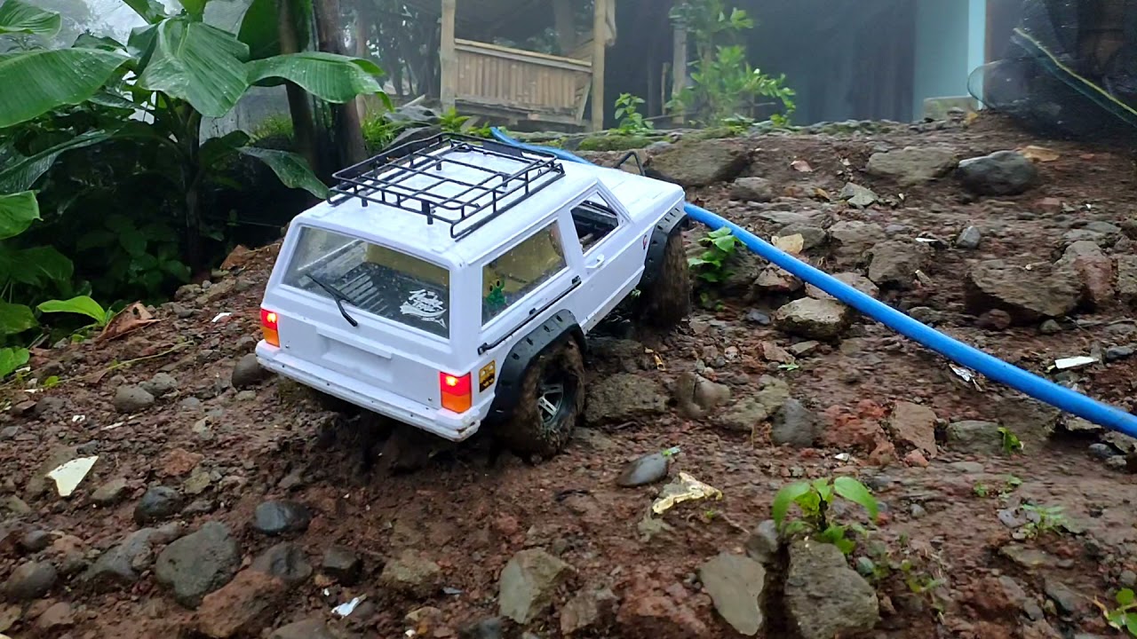 Rc Cherokee SWB 275 mm Fun Trailing