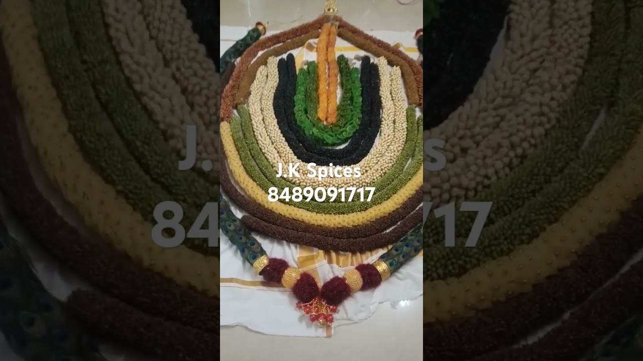 Dry fruits garland 
