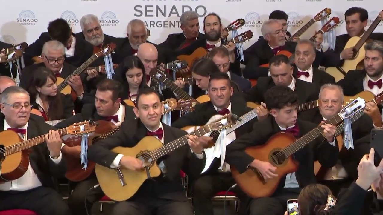 Calle Angosta - Yaco Monti y Carlos Palacios - 100 Guitarras Mercedinas en el Senado de la Nación