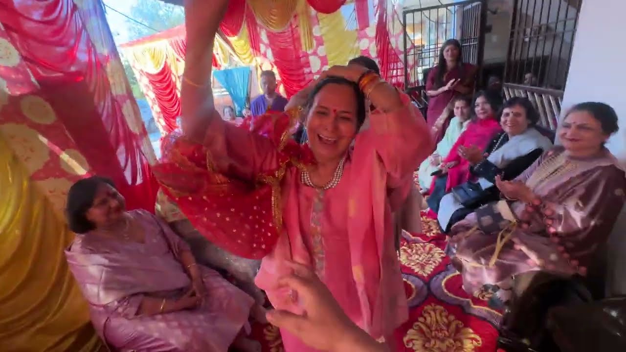 धमाकेदार डांस के साथ 💃