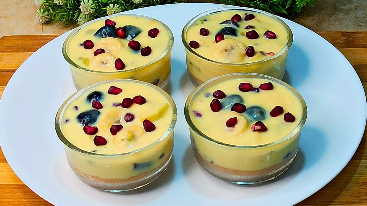 इस रमज़ान फ्रूट कस्टर्ड बनाये एक नए तरीके से || FRUIT CUATARD || RAMZAAN SPECIAL || PARVEEN KI RASOI