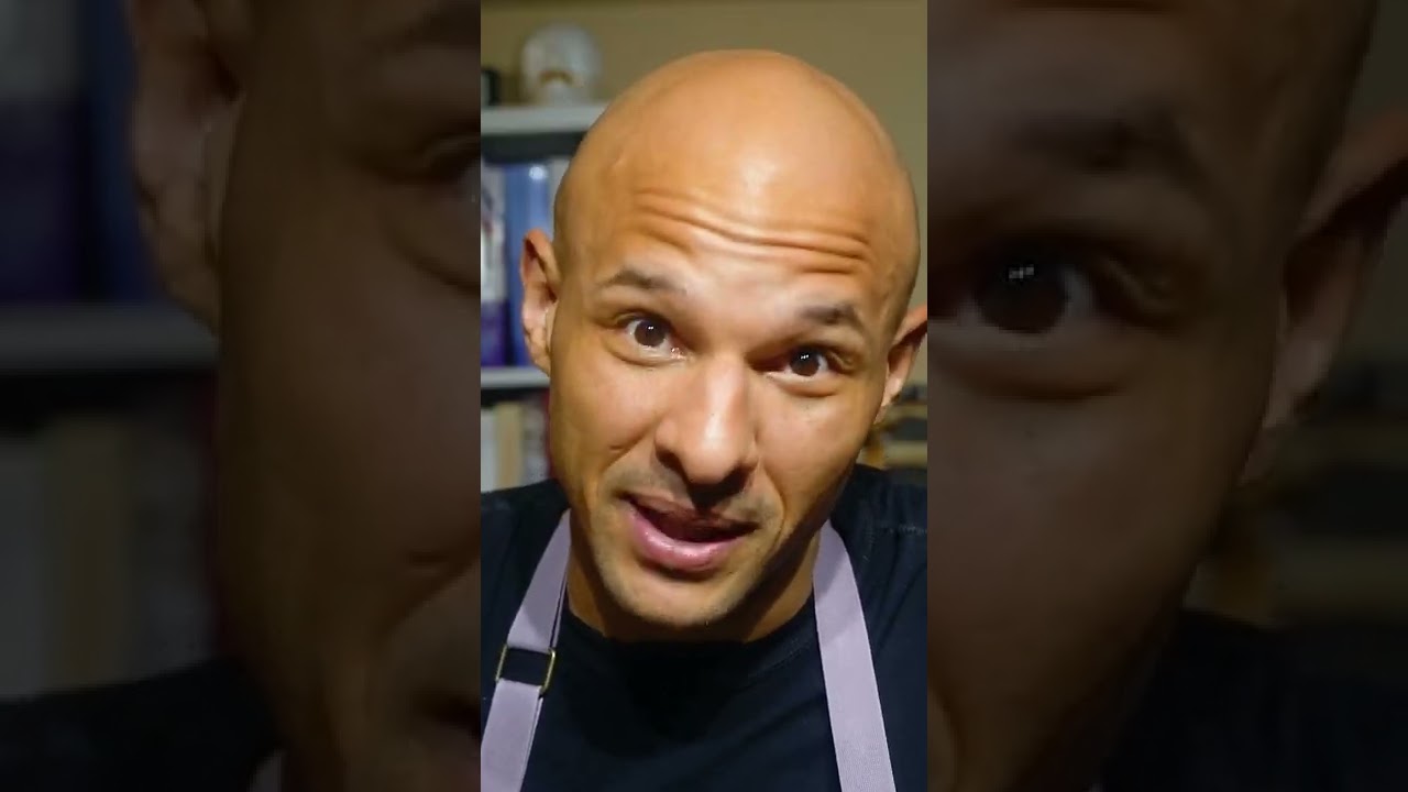 Squeeze bottles in a PRO kitchen?! why I HATE them....