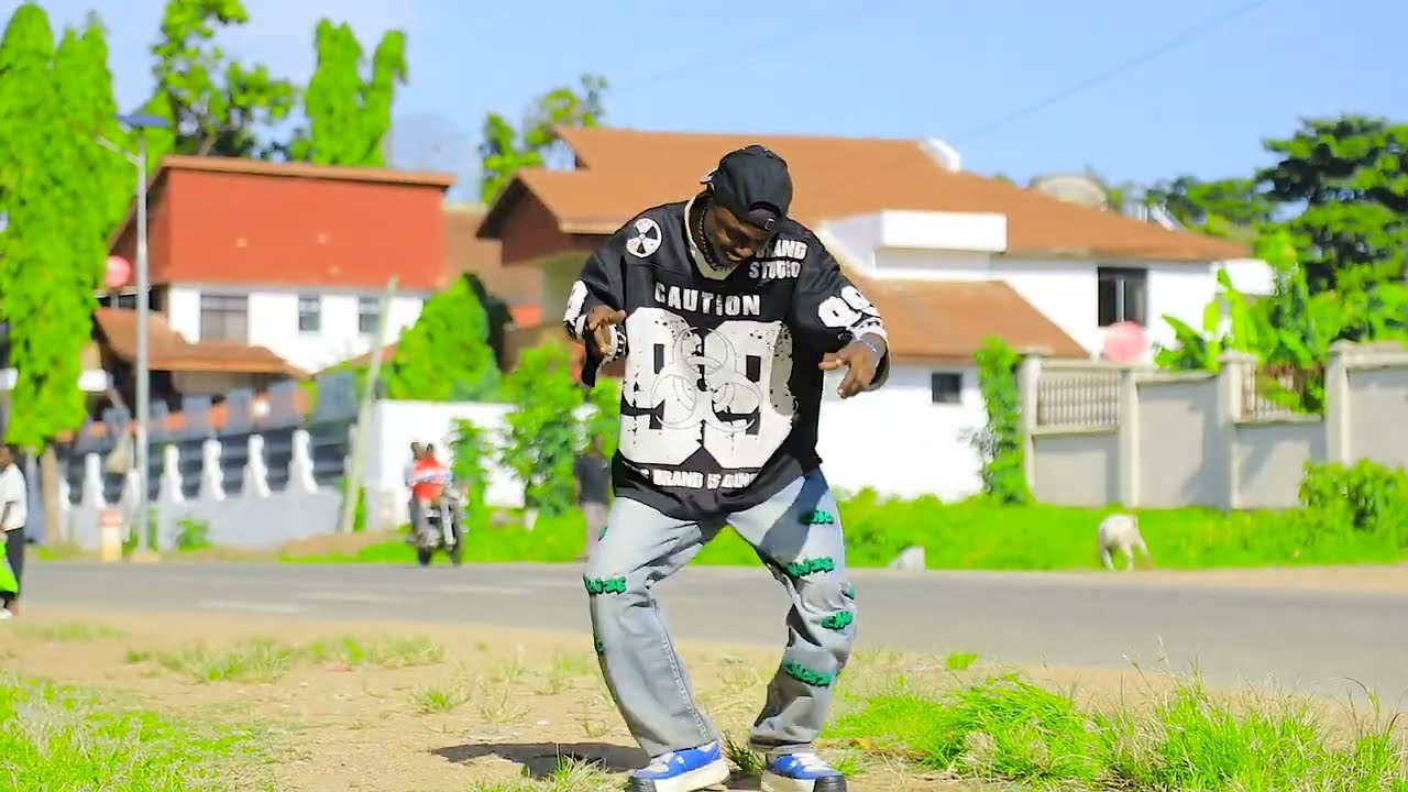 BR DIZZO FT CHIPANDA SONG NANI AKABHONDABHONDA VIDEO