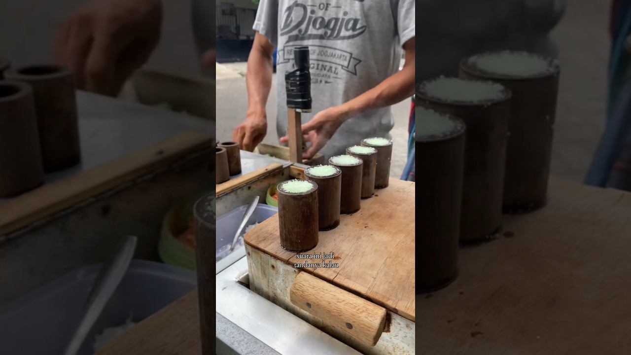 Jajanan tradisional dengan suara khas yang bikin kangen! Ini dia Kue Putu 