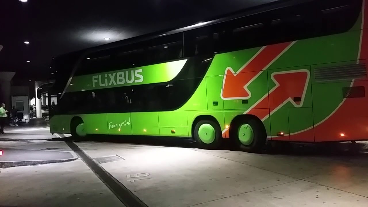 Fernbus im Minutentakt am ZOB München 1/5