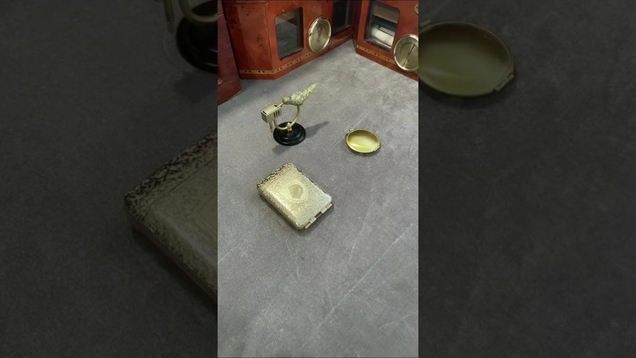 Golden bird lighter | golden round lighter | golden case