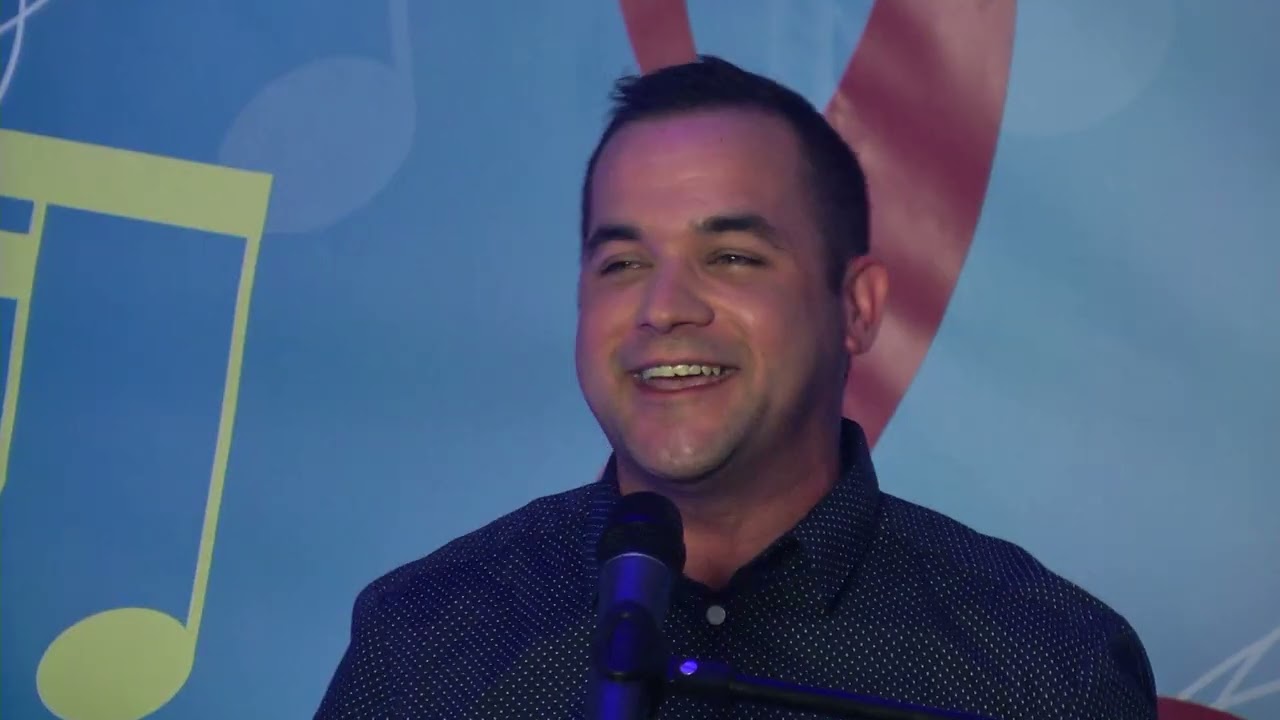 Rácz Olivér és a Centrál zenekar - Pénzt teszek én a zsebembe (Mulat az ország Sláger Tibóval)