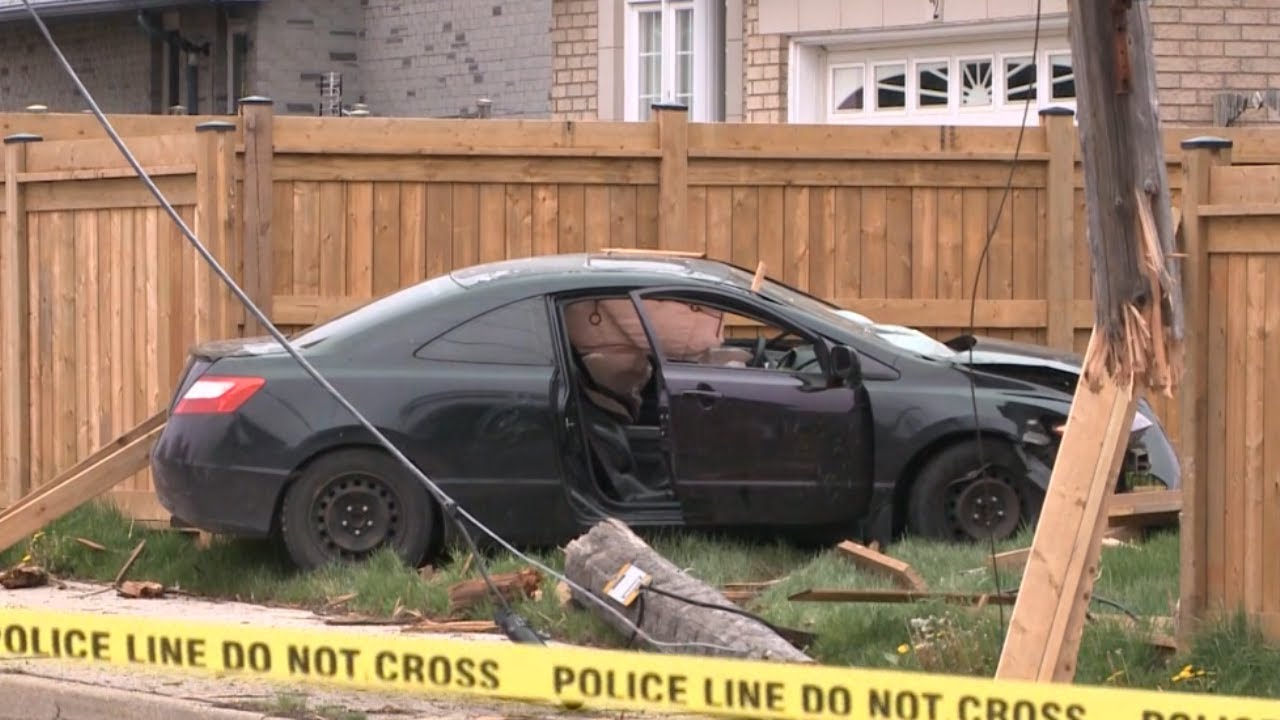 Hamilton teen arrested after crashing car into hydro pole and fence