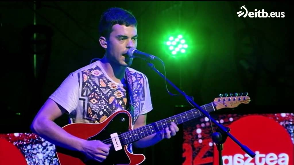 Gaztea Cover: Kometa taldeak ''Aitormena'' moldatu du