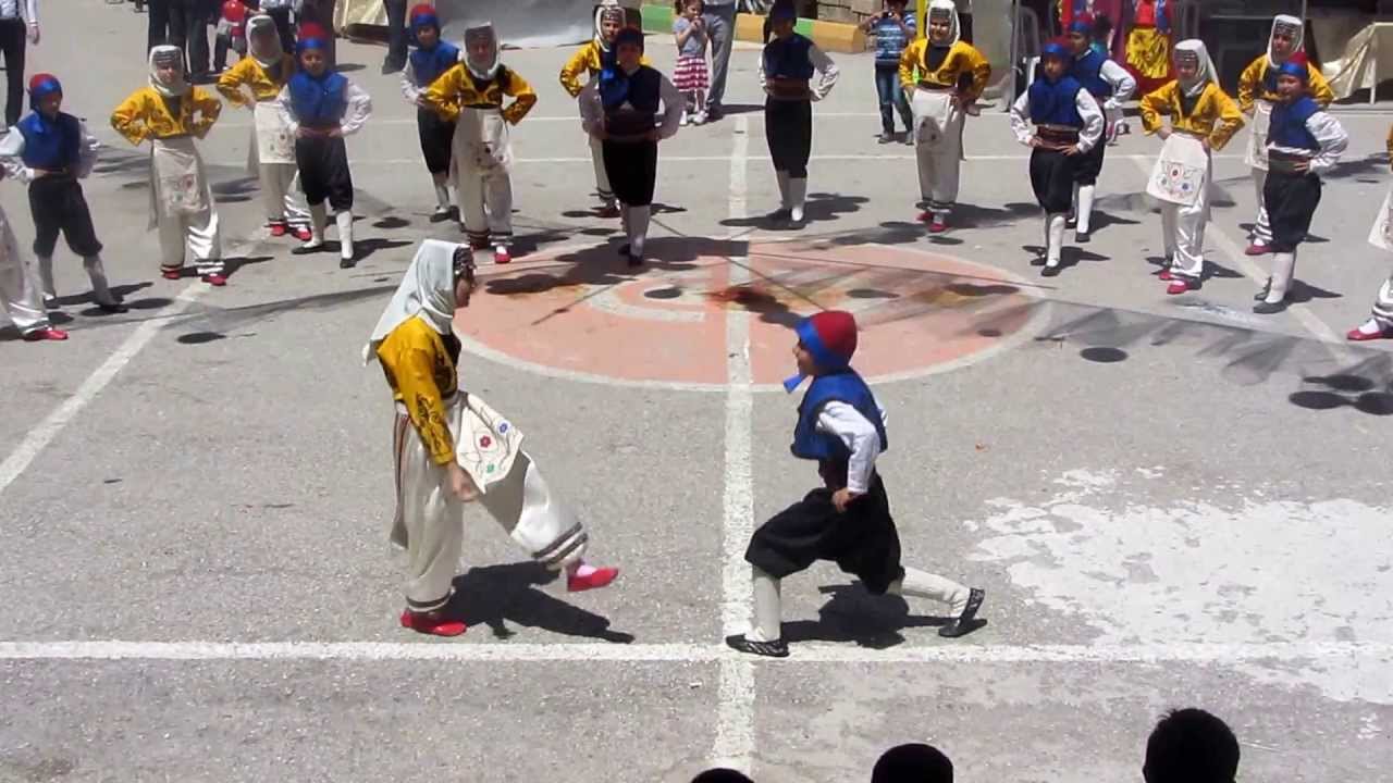 Burdur Yöresi Halayı Emin Sağlamer İlkokulu 2012-2013 Öğretim Yılı 4 / D Sınıfı