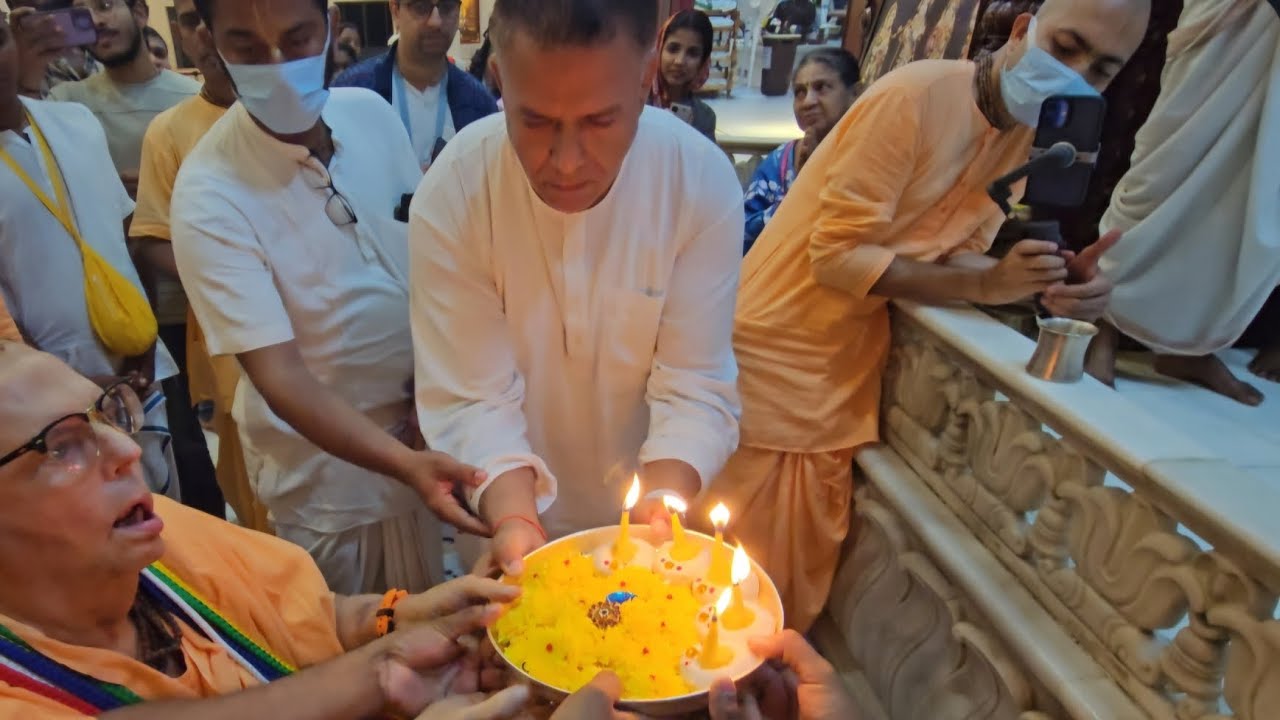 Darshan with the beloved Gurumaharaj His Holiness Jayapataka Swami in Chennai, INDIA 5.12.2025