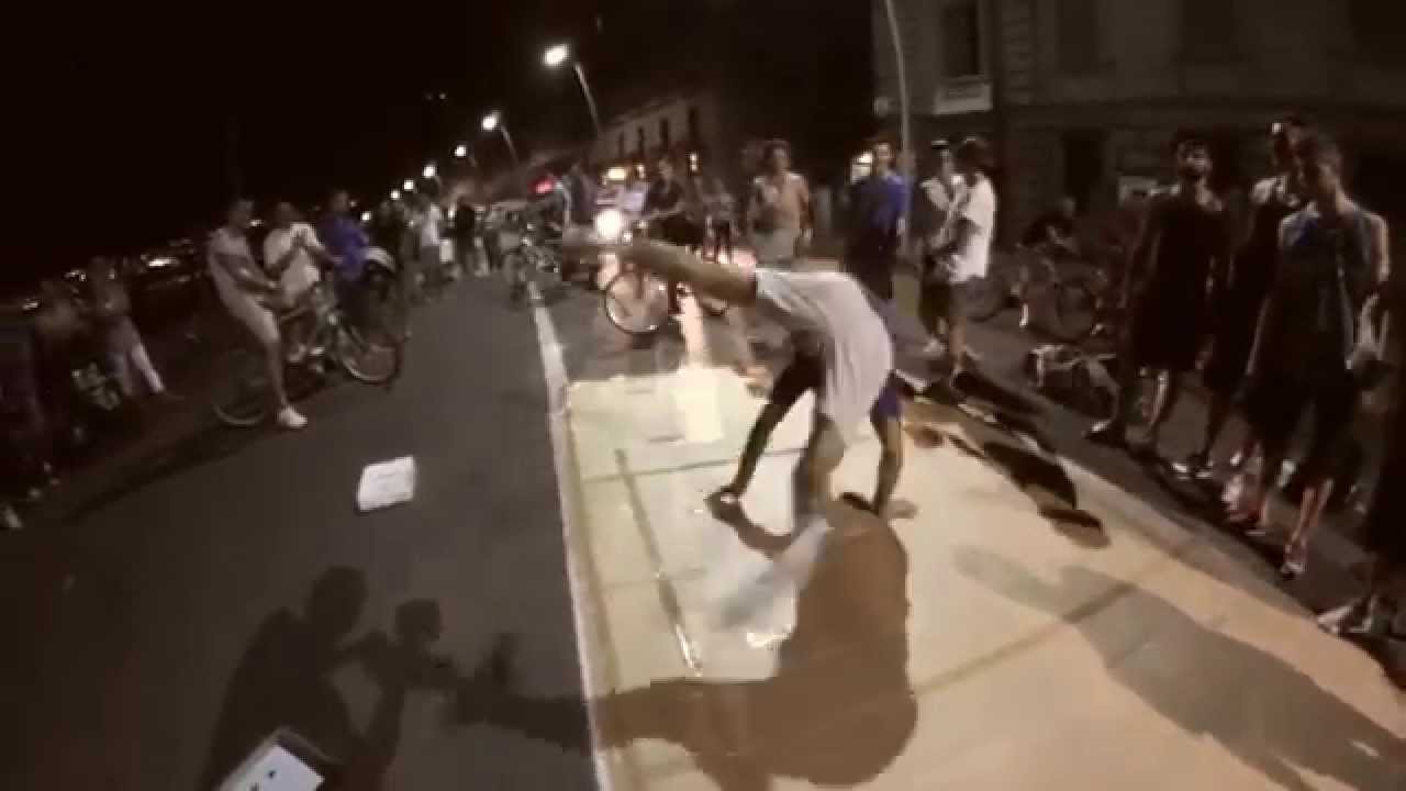 De Klan, Knef Crew, Street Shows  in Mergellina Napoli 2011!