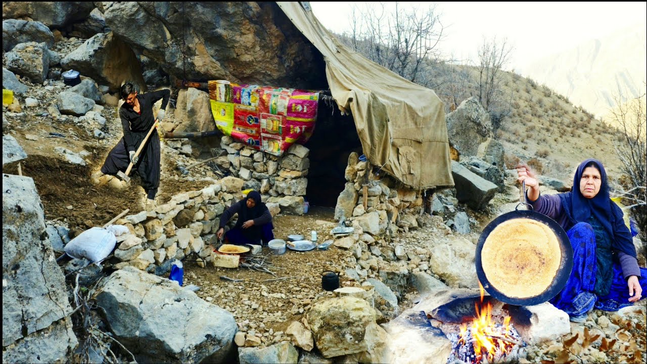 Настоящая жизнь пещерного кочевника 🏕️ | Каменная печь и свежий хлеб 🔥🥖