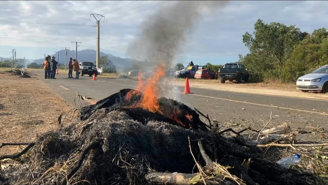 Nouvelle-Calédonie: blocage des routes vers les mines de Koumac | AFP