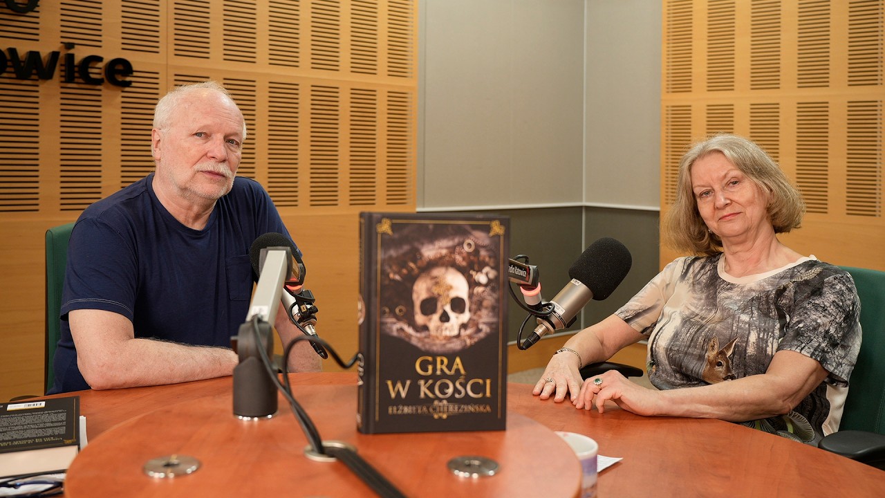 O czym milczy historia? Gra w kości, czyli rzecz o relikwiach św. Wojciecha #ocmh Urszula Pawlik