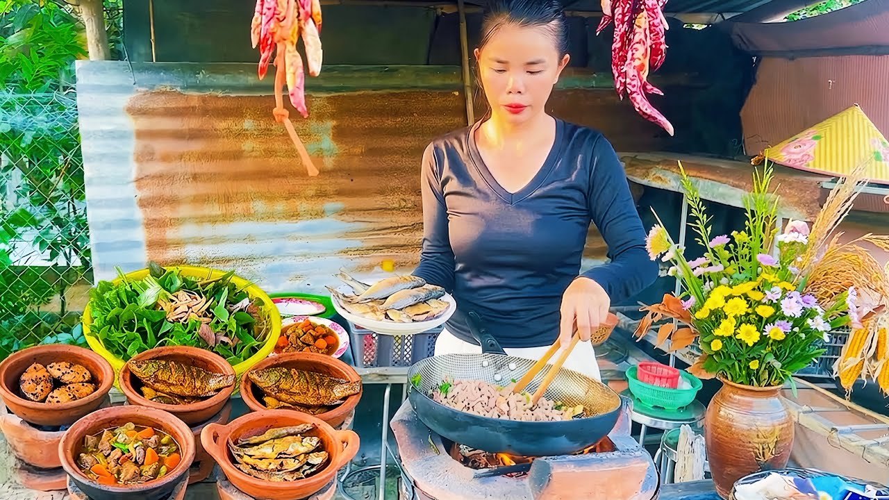 Countryside Life: Crispy Fried Fish, Braised Fish, Fried Chicken & Stir-Fried Beef