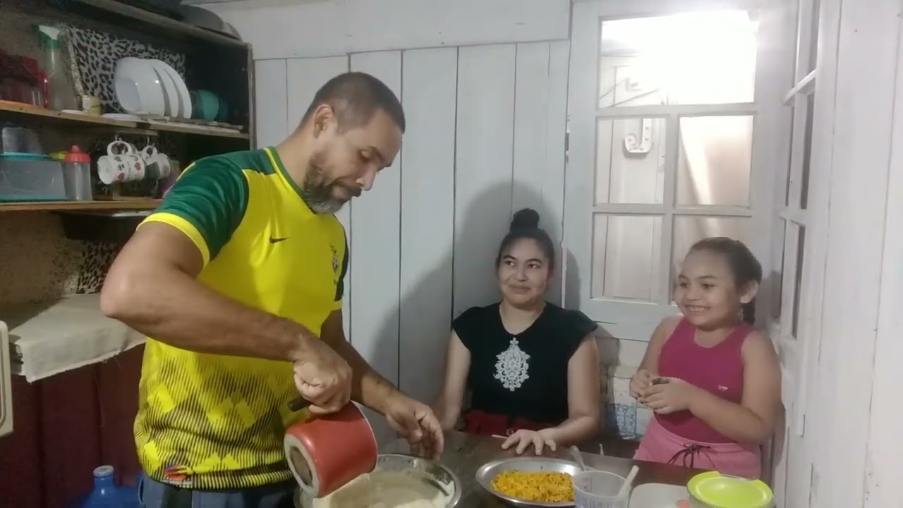 Receita de bola recheada com frango 