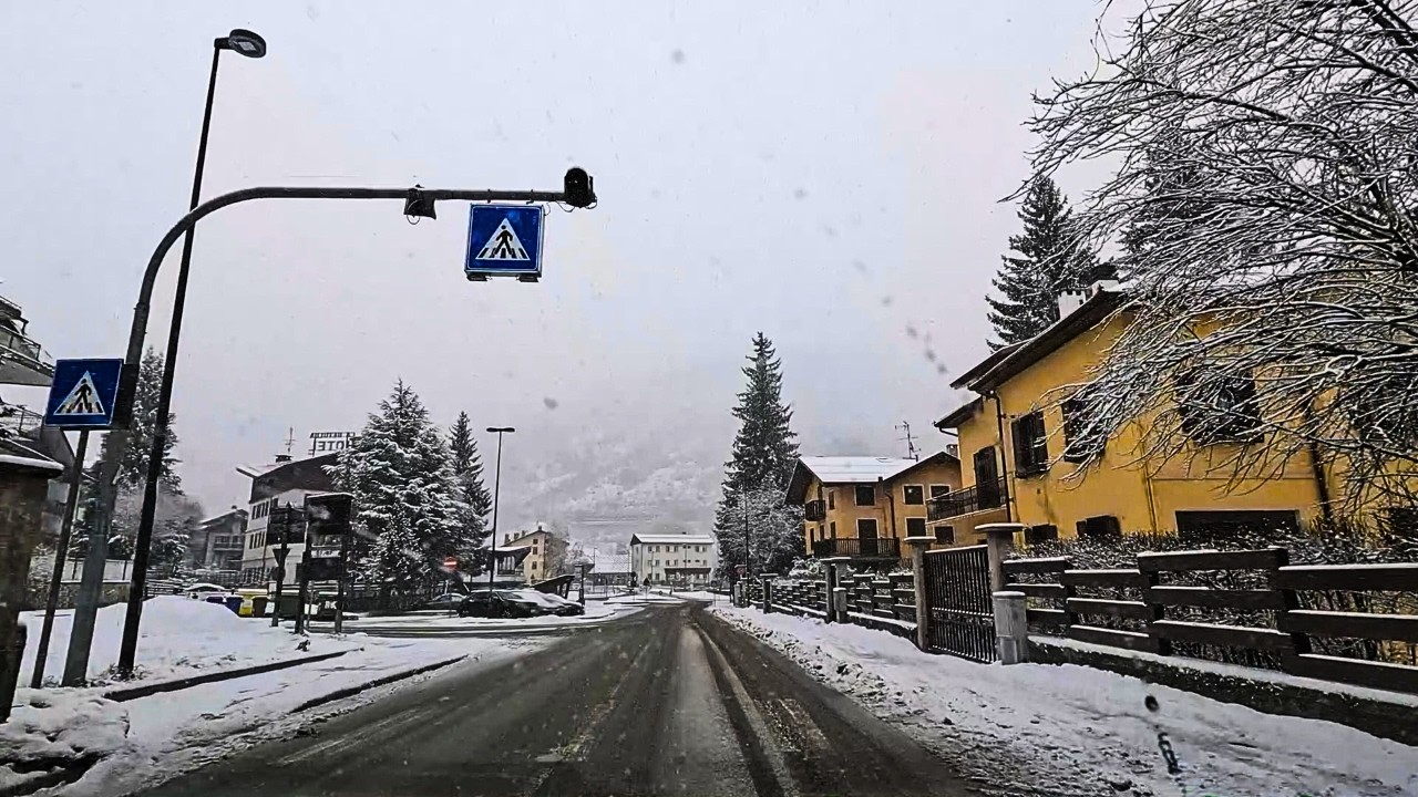 Winter Driving in Italy ❄️ Bardonecchia&ndash;Turin Highway | Snow 2026