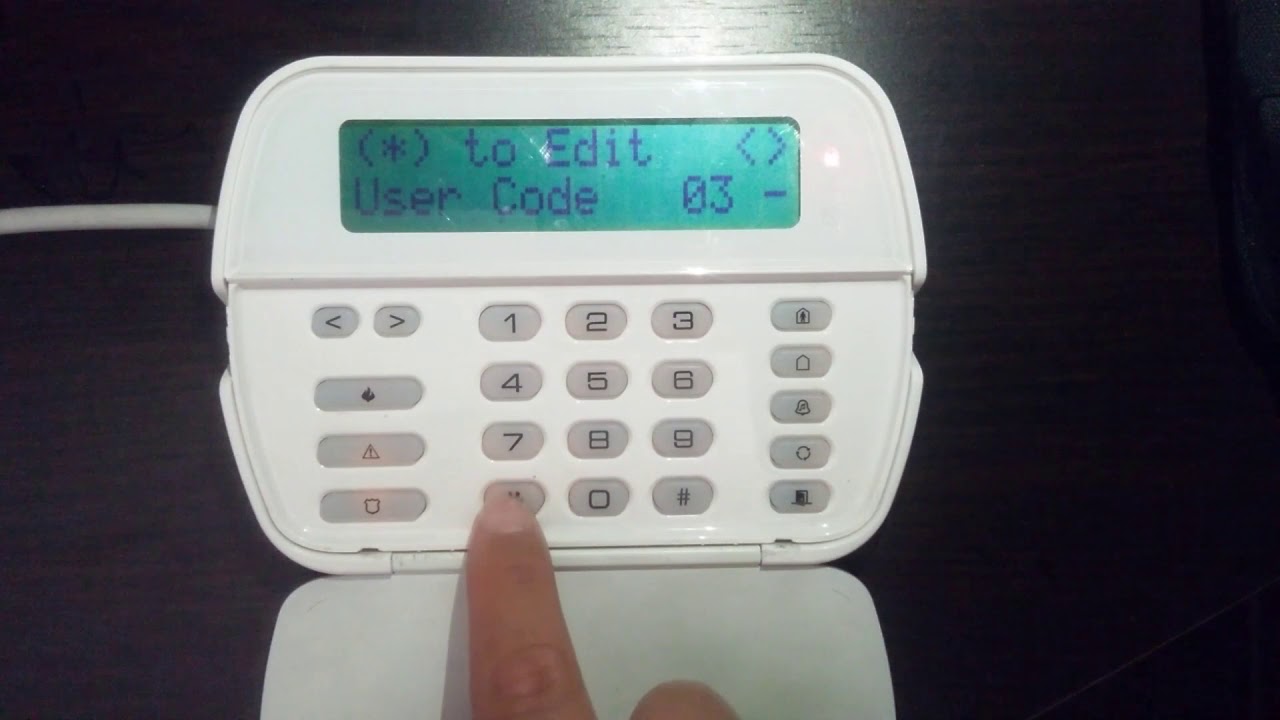 Agregar, Eliminar y configurar Atributos de particiones a Usuarios en Alarma DSC