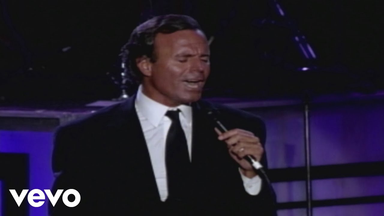 Julio Iglesias - When I Need You (from Starry Night Concert)
