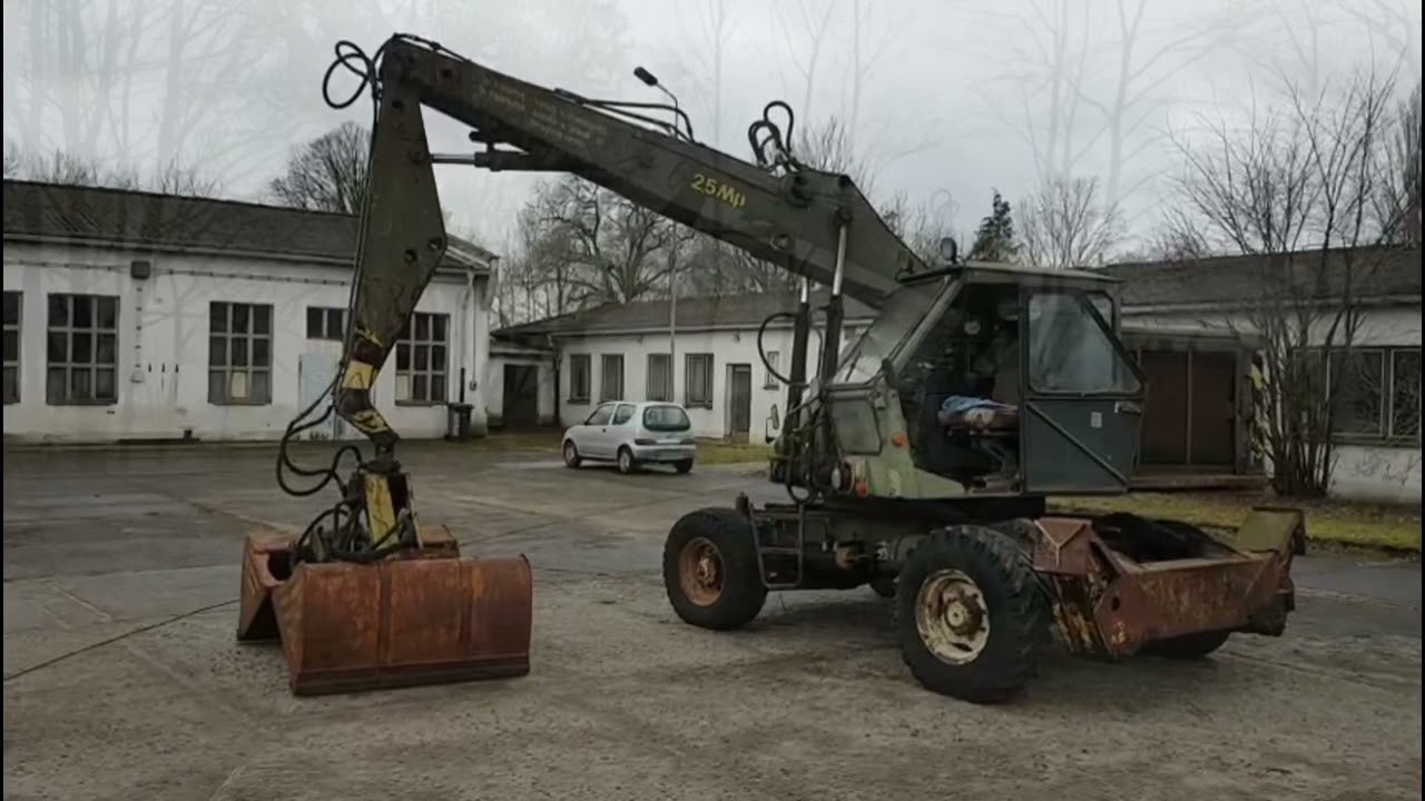 Weimar T174-2 DDR Bagger. Unverwüstlich.