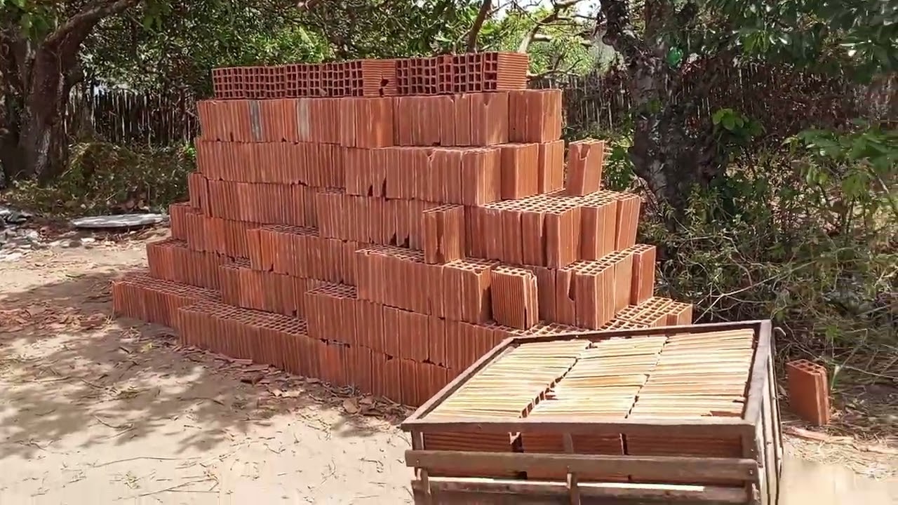Levando material para a nova casa 